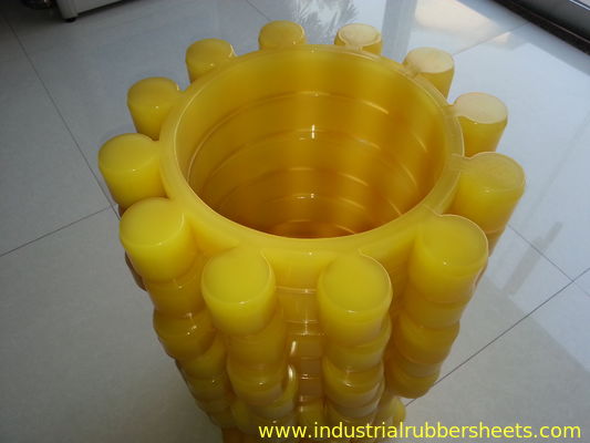 Standard Size Mt Coupling with Hardness 90 - 98 Shore A Yellow Color