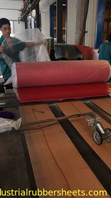 Smooth / Impression Fabric Industrial Rubber Sheet Red Color With Premium Grade