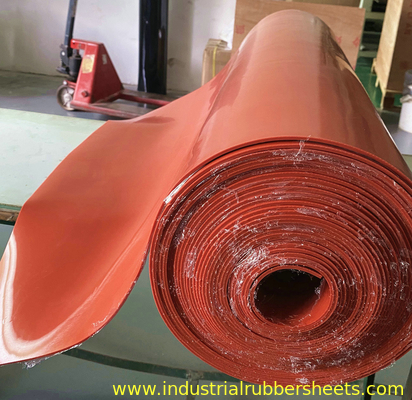 Lembaran Karet Silikon Suhu Tinggi 7MPa Lebar 1m-2m