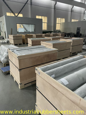 0.5mm High Temperature FKM Rubber Sheet with Tear Strength ≥25N/mm and Temperature Range -60°C~+320°C