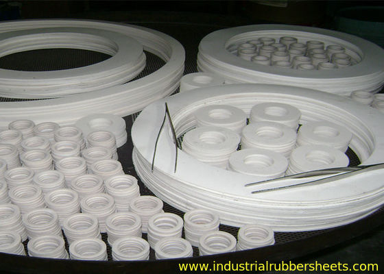 Tahan Korosi Diperluas PTFE Spiral Luka Gasket Kekuatan Tarik 14Mpa