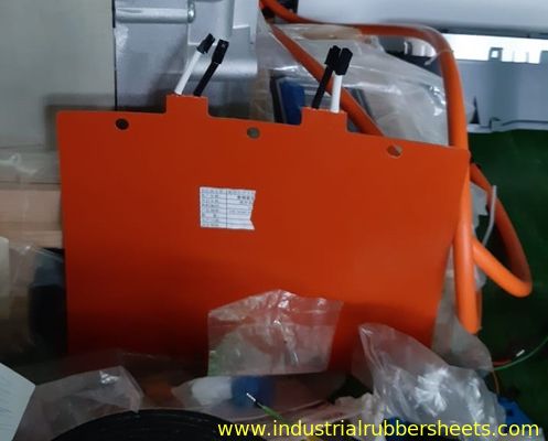 Pemanas Karet Silikon Kustom dengan Kemampuan Pemanasan Suhu Tinggi dan Pemanasan Merata untuk Mobil Energi Baru